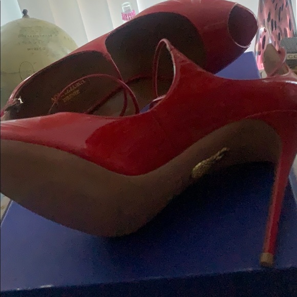 Red patent leather Aquazurra shoes - Picture 3 of 3